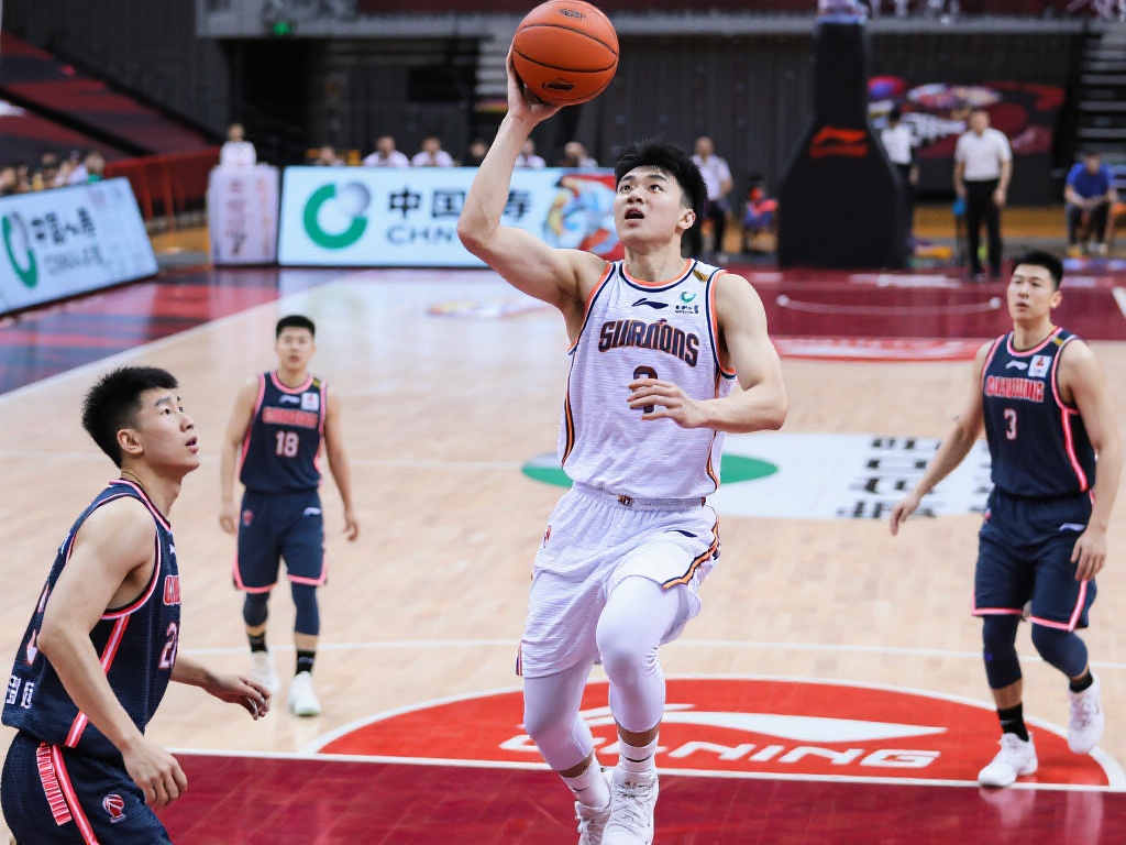 袁本场比赛的亮眼表现只是一个缩影，他的高